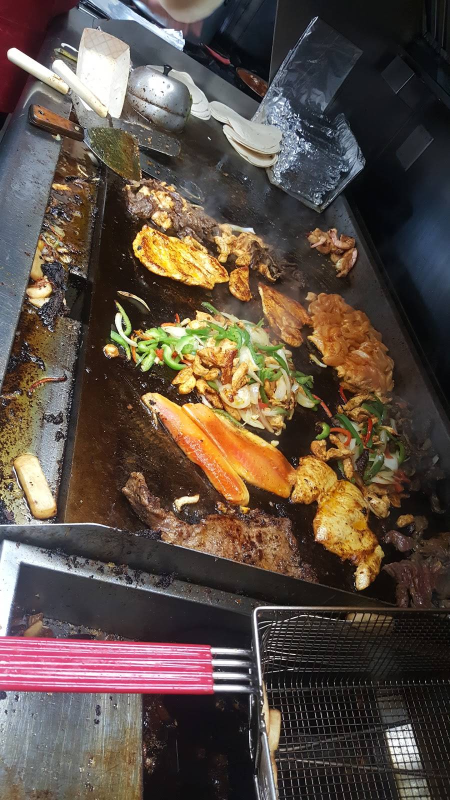 Silvestre Chicken | restaurant | 3674 St Barnabas Rd, Suitland-Silver Hill, MD 20746, USA | 3018992033 OR +1 301-899-2033