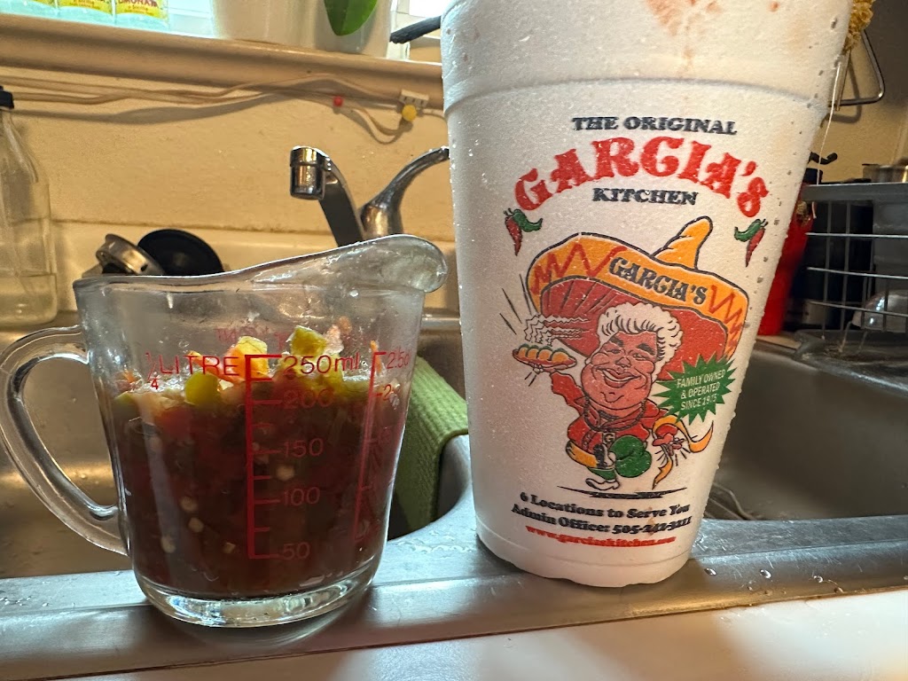 Garcias Kitchen | restaurant | 6390 Coors Blvd NW, Albuquerque, NM 87120, USA | 5053222894 OR +1 505-322-2894