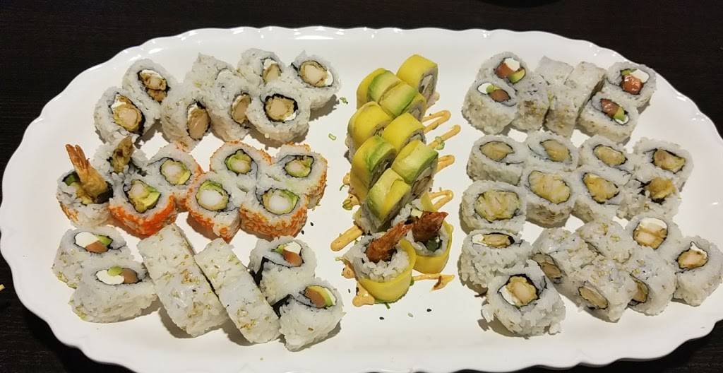 Fongs Sushi | restaurant | 15311 Amberly Dr, Tampa, FL 33647, USA | 8139773838 OR +1 813-977-3838