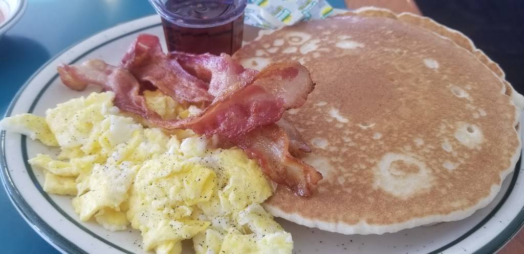 Johns Place | restaurant | 8400 E Chapman Ave, Orange, CA 92869, USA | 7149974292 OR +1 714-997-4292