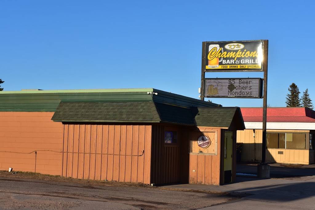 TJs Champions Bar & Grill | restaurant | 715 Belknap St, Superior, WI 54880, USA | 7153925341 OR +1 715-392-5341