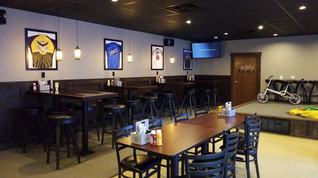 Sag Wagon North | restaurant | 510 Iowa St, Center Point, IA 52213, USA | 3193430055 OR +1 319-343-0055