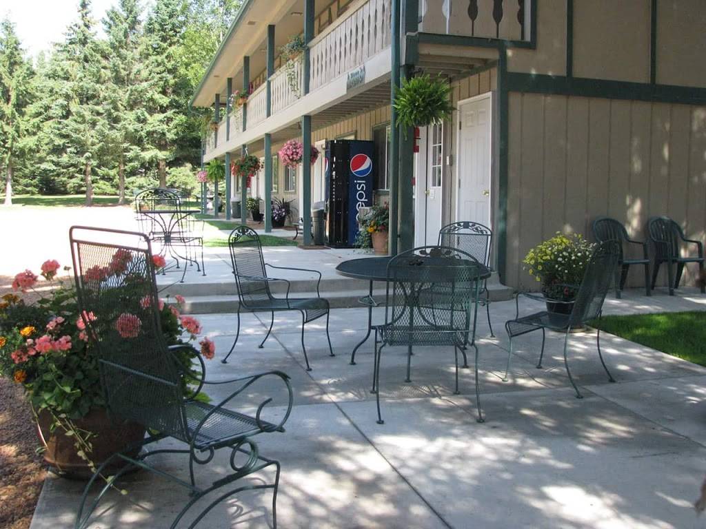 The Trailside Inn & Longshots Tavern | restaurant | N9881 WI-55, Pearson, WI 54462, USA | 7154843045 OR +1 715-484-3045
