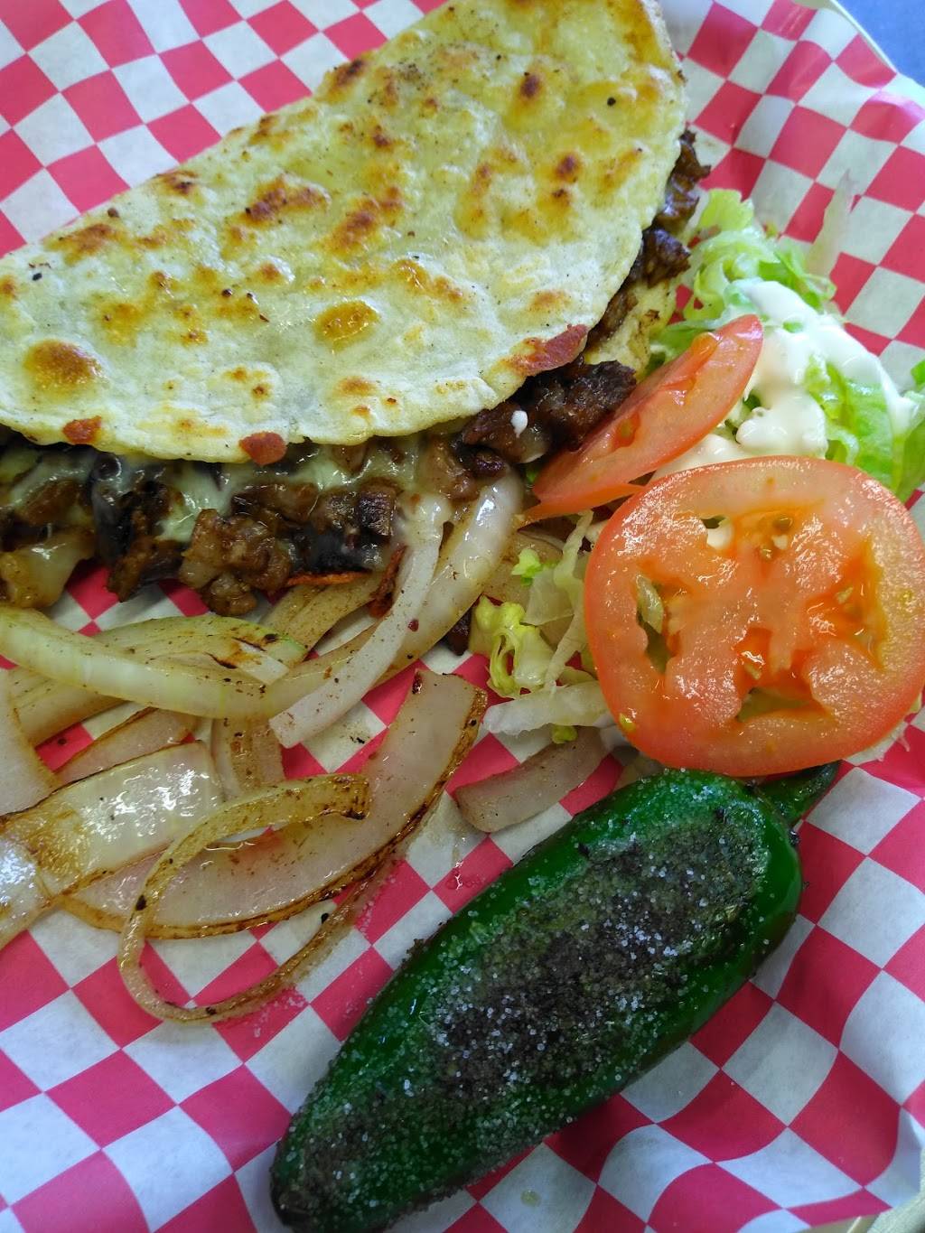 Taquería Méxican food el Primo | restaurant | 300 W Sunset Ave, Springdale, AR 72764, USA | 4793341686 OR +1 479-334-1686