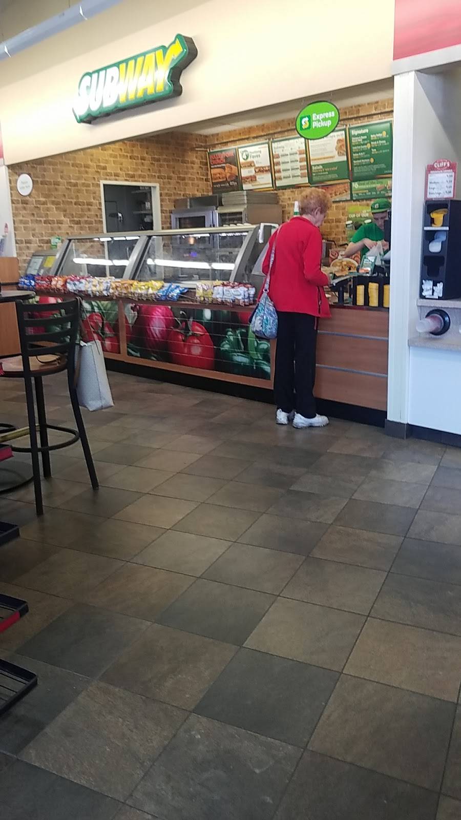 Subway | restaurant | 1701 Burrstone Rd, New Hartford, NY 13413, USA | 3155073522 OR +1 315-507-3522