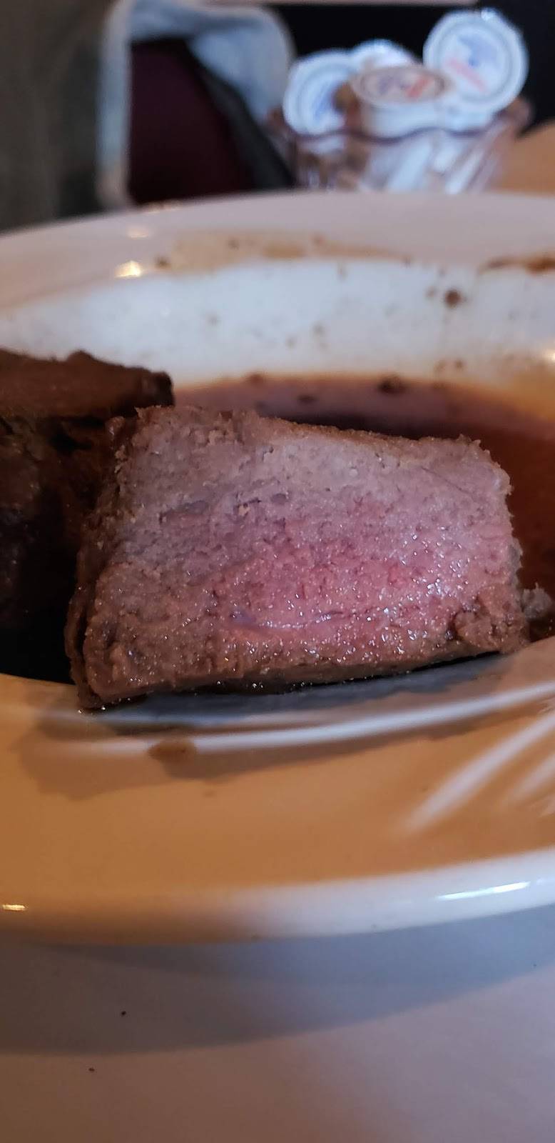 Colony Pub & Grille | restaurant | 2670 W 8th St, Erie, PA 16505, USA | 8148382162 OR +1 814-838-2162