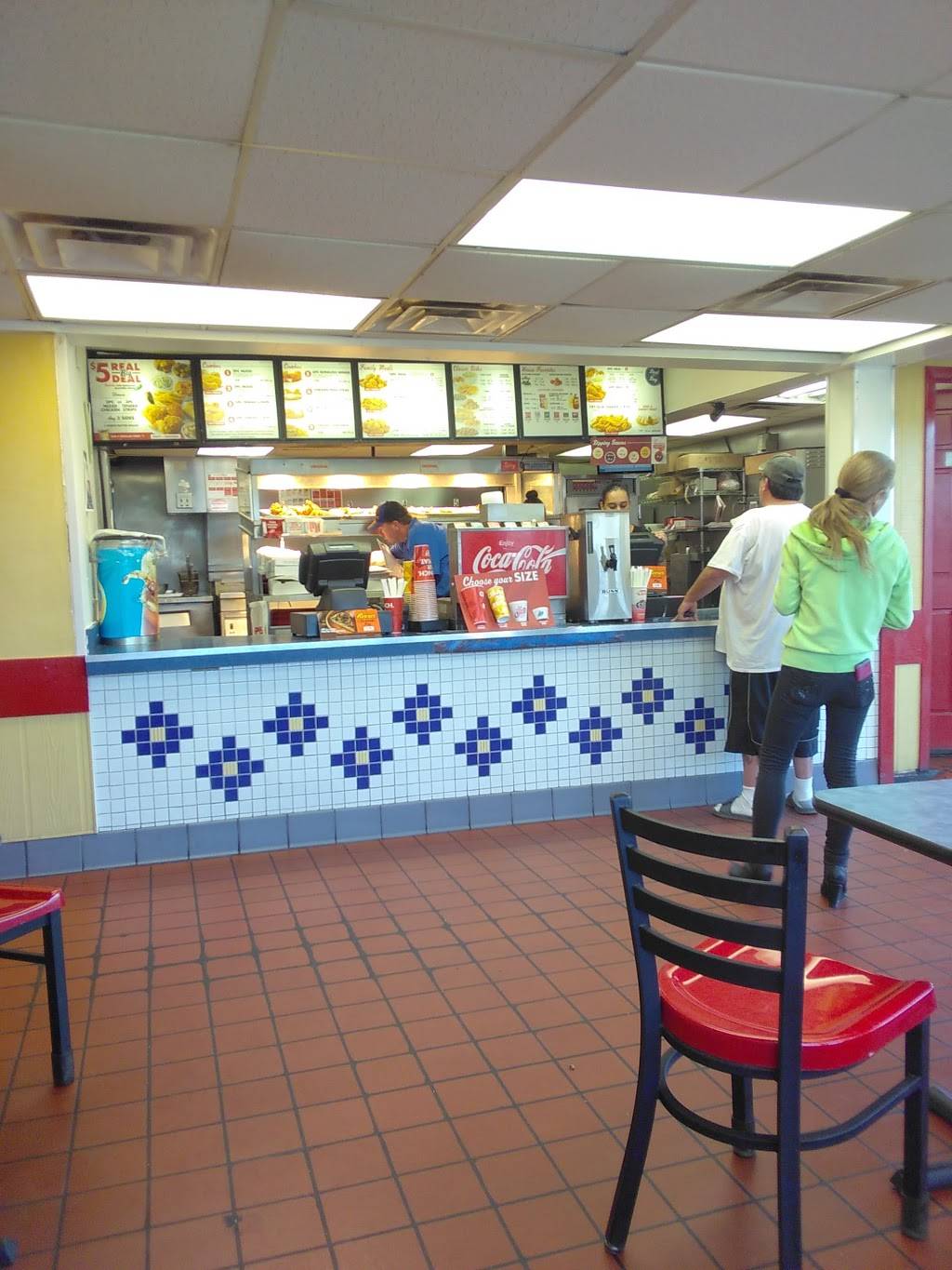 Churchs Chicken | restaurant | 2964 S, Shelby St, Indianapolis, IN 46203, USA | 3177866159 OR +1 317-786-6159