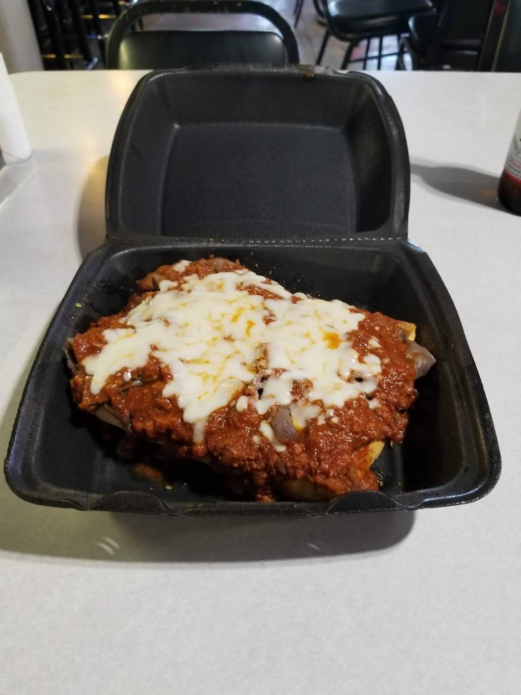 Josies Tap and Blondies Roast Beef | restaurant | 1030 E Linn St, Canton, IL 61520, USA | 3092195148 OR +1 309-219-5148