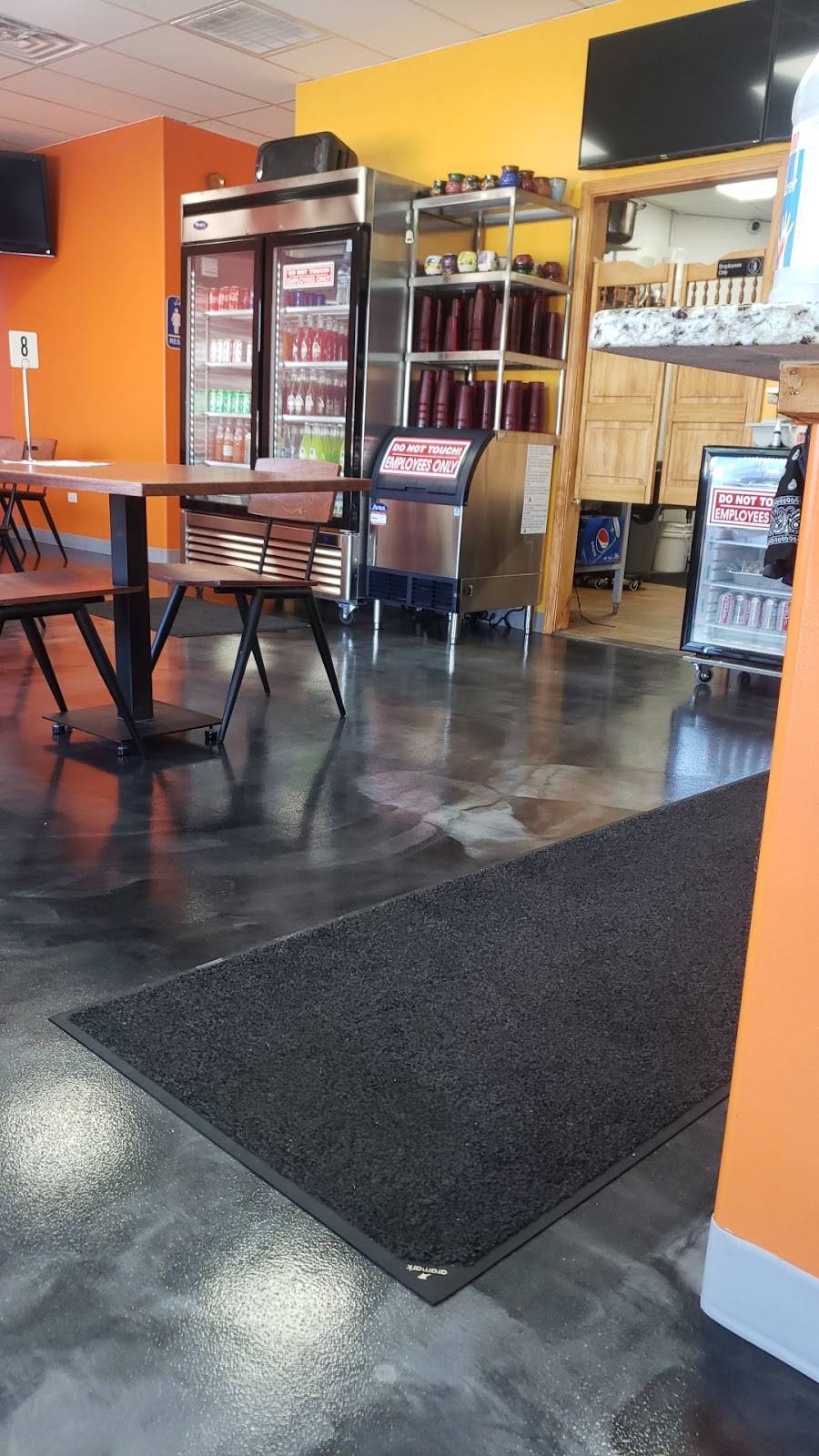 Papá Luis Súper Burrito y Tacos | restaurant | 1303 Hamilton Ave, University Park, IL 60484, USA | 7087465468 OR +1 708-746-5468