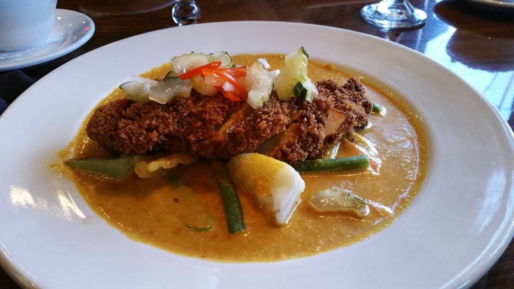 LThai Organic Cuisine & Wine Bar | restaurant | 4500 W Village Pl #1017, Smyrna, GA 30080, USA | 7704344344 OR +1 770-434-4344