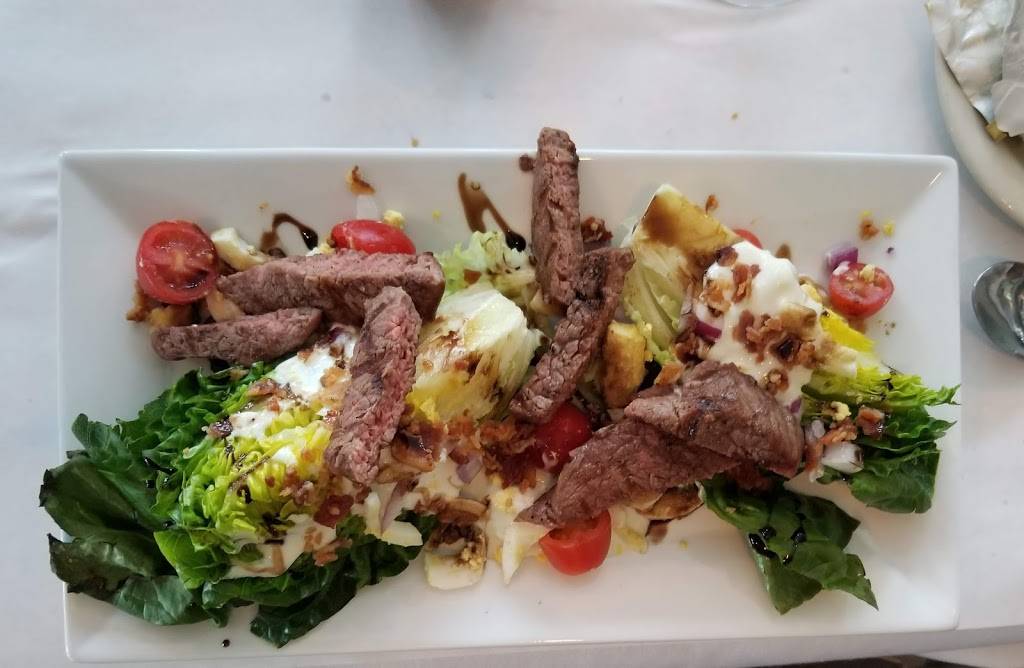 1812 Food & Spirits | restaurant | 2590 E Sand Rd, Port Clinton, OH 43452, USA | 4199607588 OR +1 419-960-7588