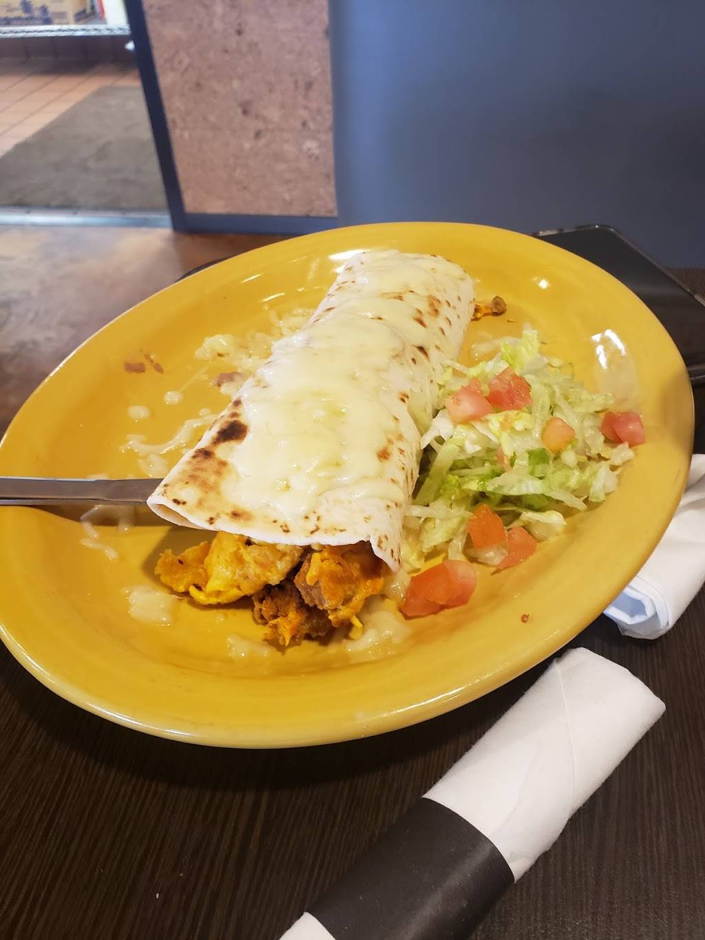 Las Palmas Mexican Restaurant & Bar | restaurant | 2260 N Zaragoza Rd Suite 121-123, El Paso, TX 79938, USA | 9158575626 OR +1 915-857-5626