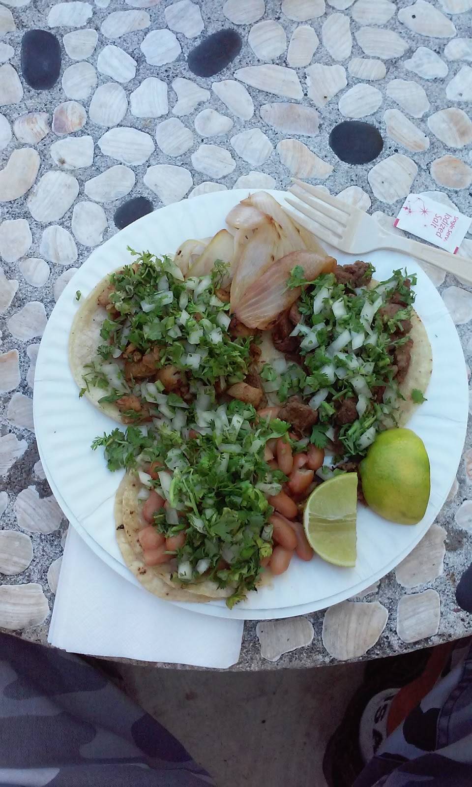 Tacos Bernis | restaurant | 2653 Granada St, Los Angeles, CA 90064, USA | 3235921613 OR +1 323-592-1613
