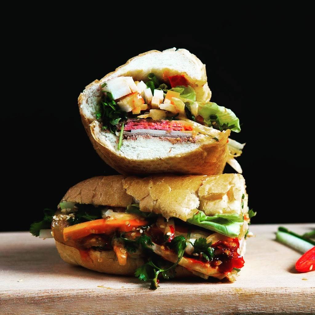 Banh Mi House | restaurant | 13709 N Dale Mabry Hwy, Tampa, FL 33618, USA | 8135597396 OR +1 813-559-7396