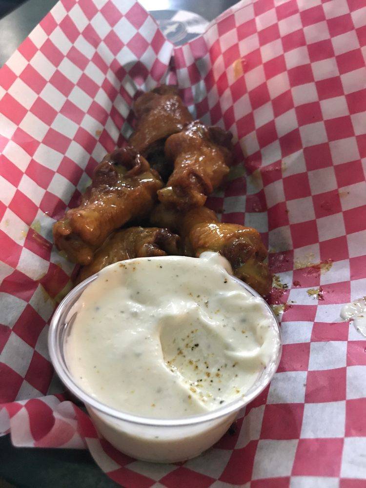 Hunleys Tavern | restaurant | 1750 Savannah Hwy, Charleston, SC 29407, USA | 8432253818 OR +1 843-225-3818