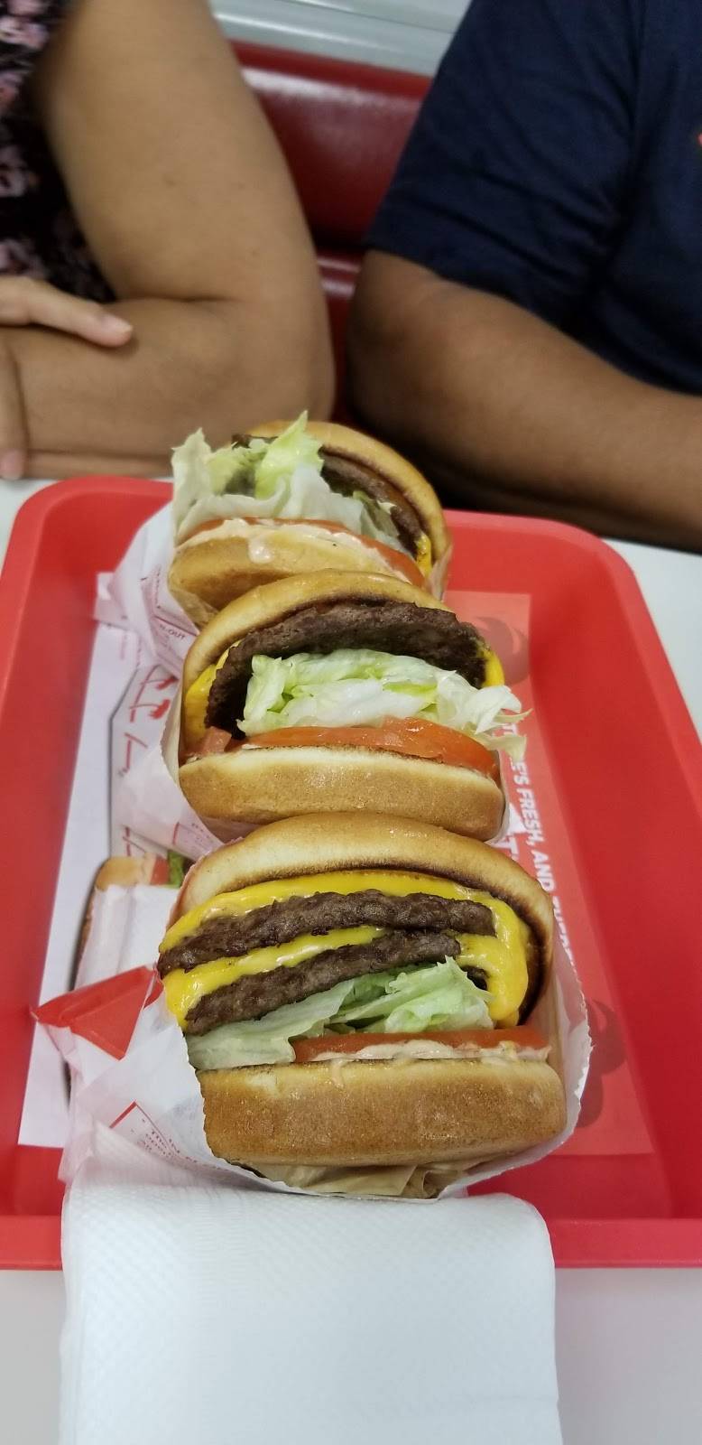 In-N-Out Burger | restaurant | 1075 Interstate 20 W, Arlington, TX 76017, USA | 8007861000 OR +1 800-786-1000