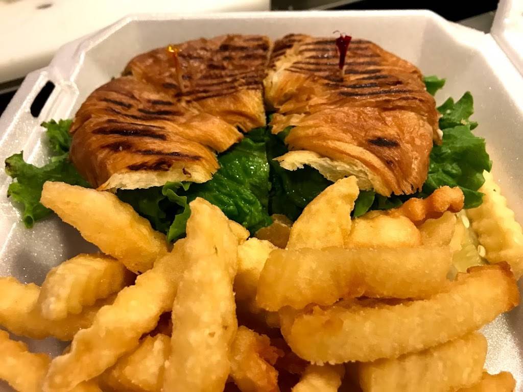 Veranda Bistro | restaurant | 7720 N 16th St # 125, Phoenix, AZ 85020, USA | 6022169300 OR +1 602-216-9300