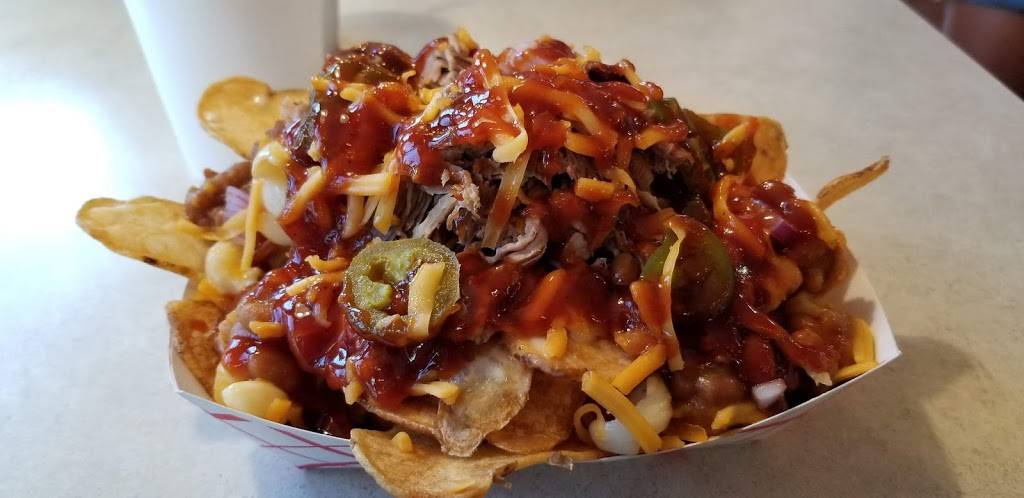 BBQ House | restaurant | 5227, 5002 E Oak Island Dr, Oak Island, NC 28465, USA | 9102011001 OR +1 910-201-1001