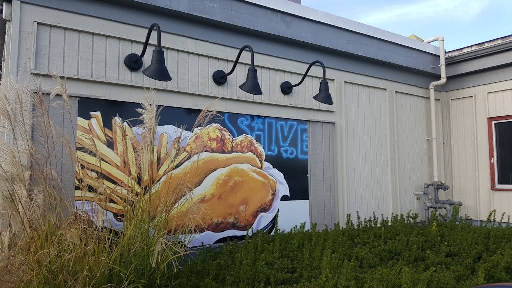 Long John Silvers | restaurant | 1012 Paroquet Springs Dr, Shepherdsville, KY 40165, USA | 5025436868 OR +1 502-543-6868