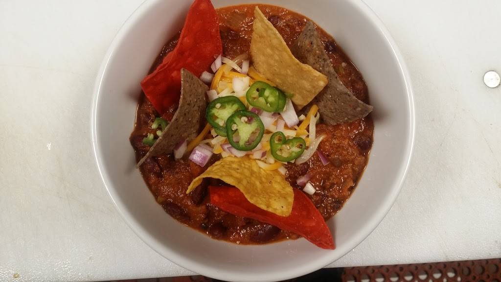 Ocho Rios Jerk Center | restaurant | 1240 Park Ave, Bridgeport, CT 06604, USA | 2033453442 OR +1 203-345-3442