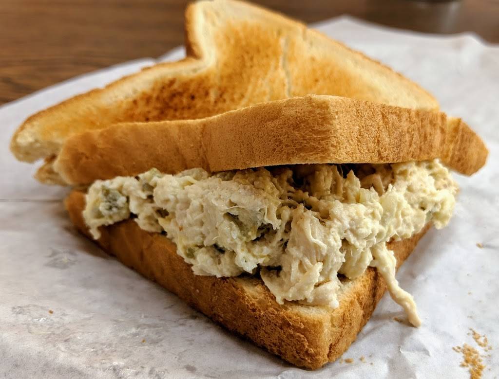 Eds Grill | restaurant | 724 S Madison St, Whiteville, NC 28472, USA | 9106425477 OR +1 910-642-5477