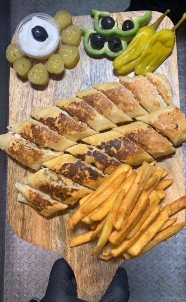 shawarmaplus resturant | restaurant | 1712 W Orangethorpe Ave, Fullerton, CA 92833, USA | 7144005365 OR +1 714-400-5365