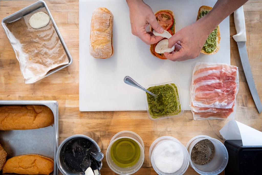 Tannery Bend Beerworks | restaurant | 6369 Telegraph Ave, Oakland, CA 94609, USA | 5102509055 OR +1 510-250-9055