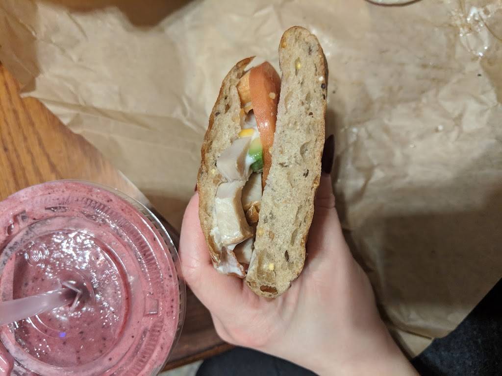 Fresh Healthy Cafe | restaurant | 150 S Mt Auburn Rd, Cape Girardeau, MO 63703, USA | 5738031674 OR +1 573-803-1674