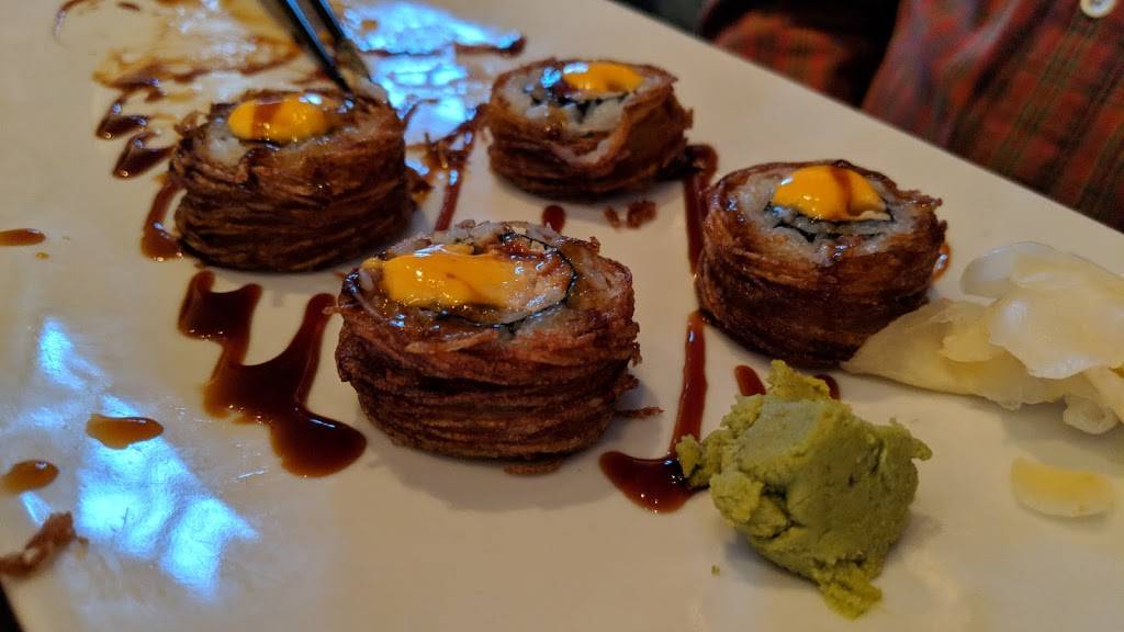 H2O | restaurant | 166 W Main St, East Islip, NY 11730, USA | 6312774800 OR +1 631-277-4800