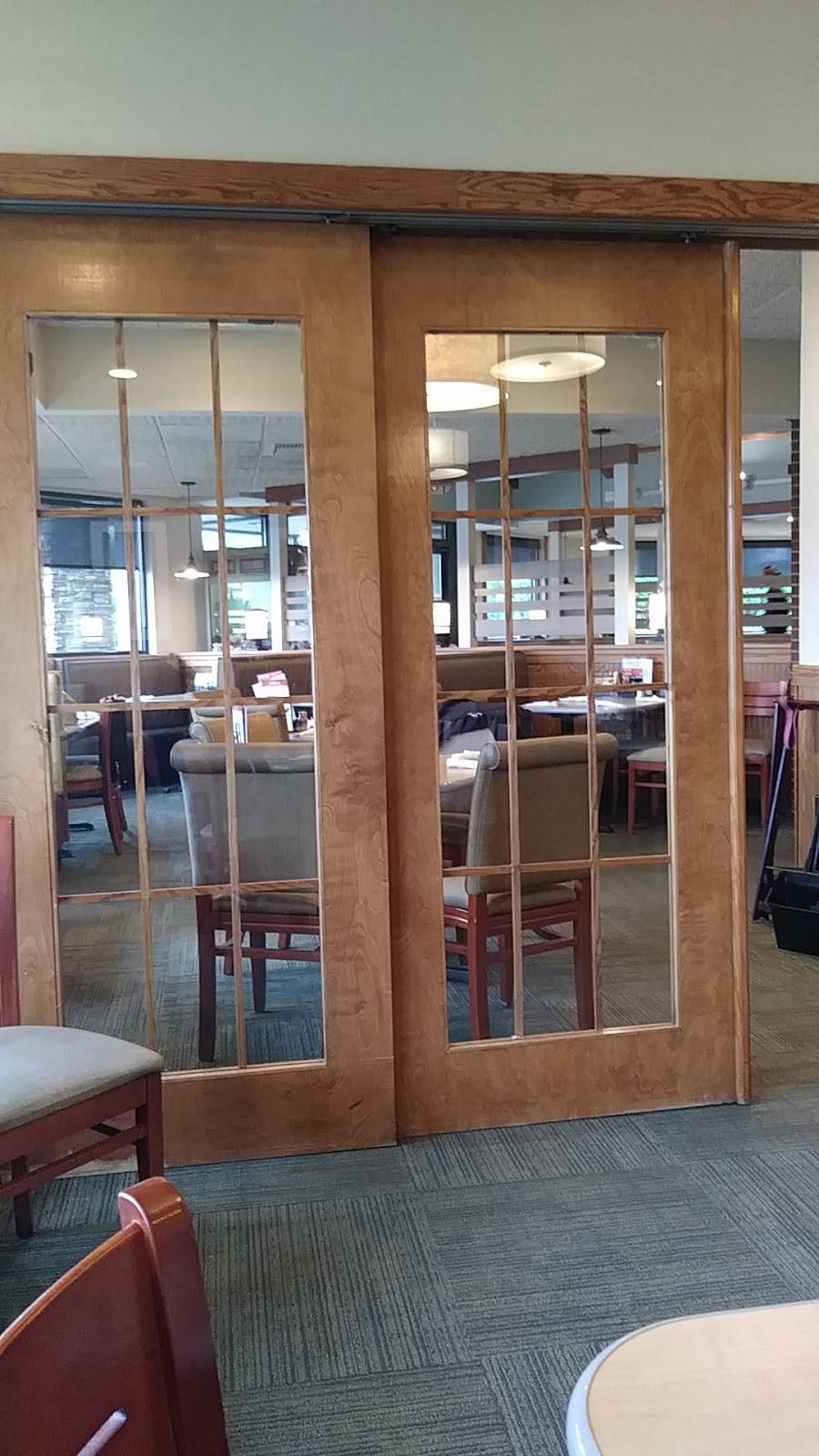 Perkins Restaurant & Bakery | restaurant | 205 W 3rd St, Bethlehem, PA 18018, USA | 6108670262 OR +1 610-867-0262