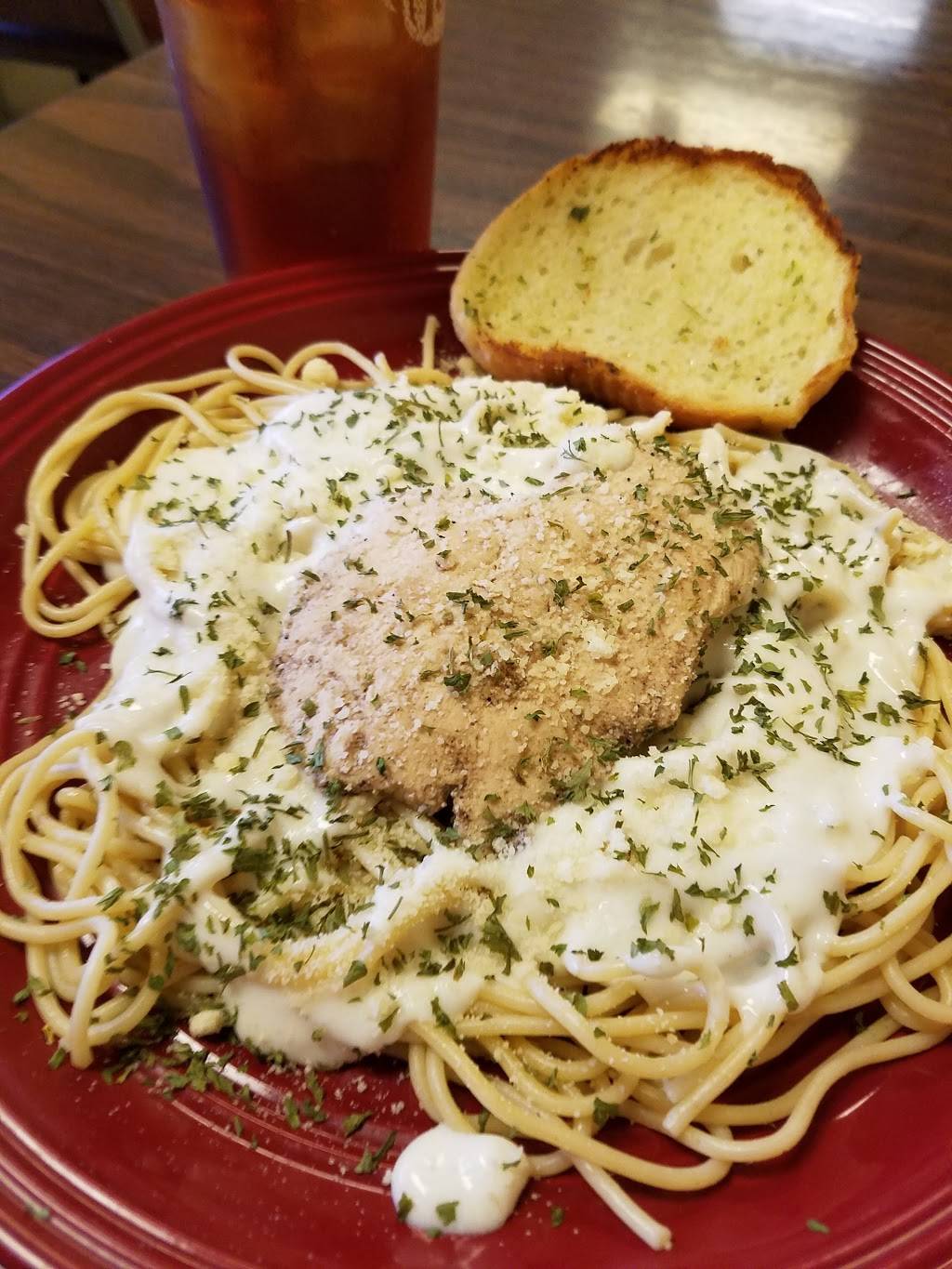 Joes BBQ & Diner | restaurant | 19190 W Main St, Huntingdon, TN 38344, USA | 7315353377 OR +1 731-535-3377