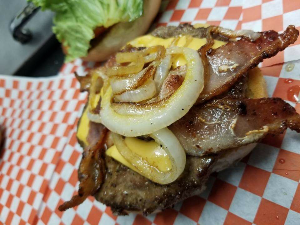 Papas Burgers "In God We Trust" | restaurant | 6900 San Pedro Ave #107, San Antonio, TX 78216, USA | 2107819171 OR +1 210-781-9171