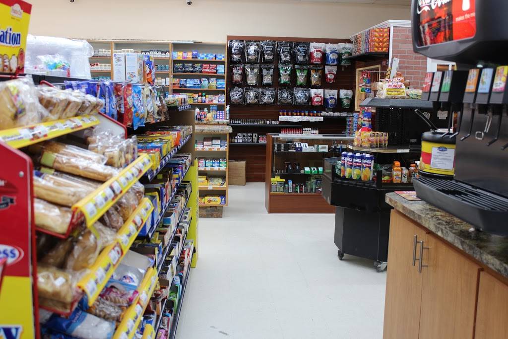 Gateway Quick Mart | restaurant | 12331 Towne Lake Dr Suites 11&12, Fort Myers, FL 33913, USA | 2392088945 OR +1 239-208-8945