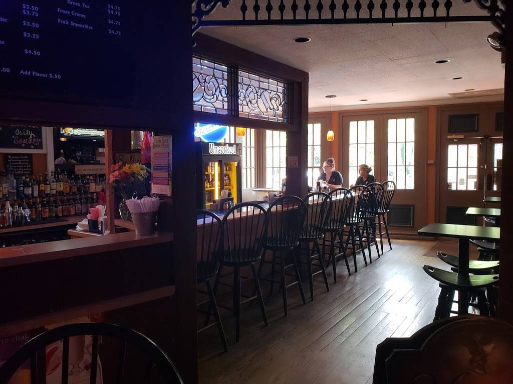 Uncorked Wine Bar & Restaurant | restaurant | 365 N Whitewoman St # A, Coshocton, OH 43812, USA | 7406223000 OR +1 740-622-3000