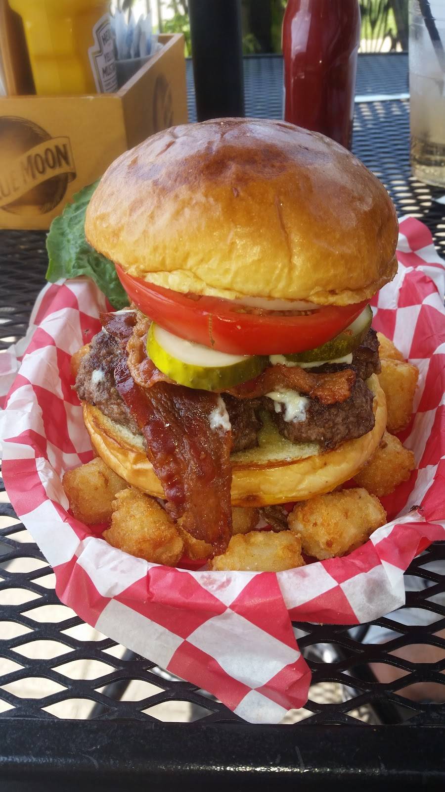 Rosie OHares Public House | night club | 702 Water St, East Dundee, IL 60118, USA | 8474261116 OR +1 847-426-1116