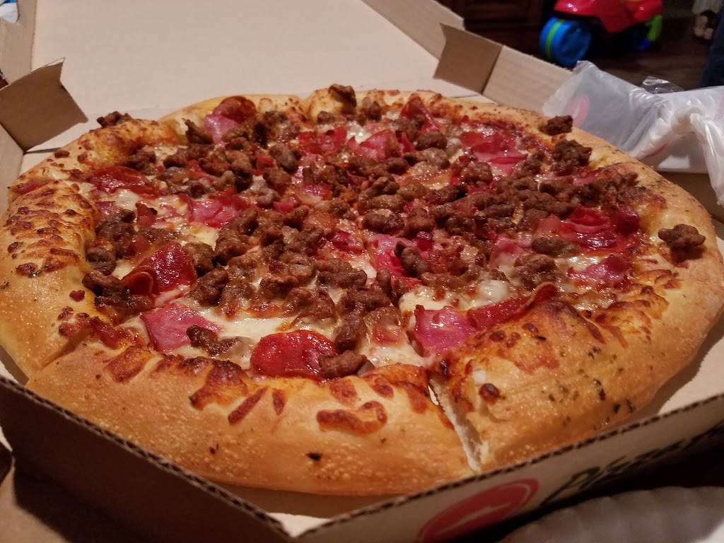 Pizza Hut | restaurant | 2000 N Mays St Ste 118, Round Rock, TX 78664, USA | 5126717400 OR +1 512-671-7400