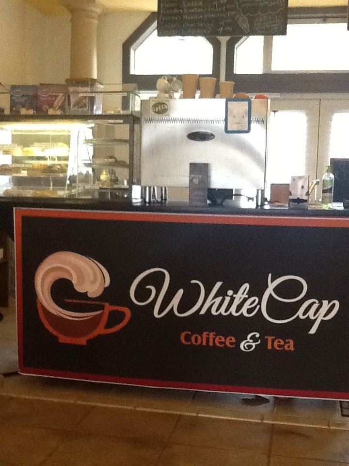 WhiteCap Coffee And Tea | cafe | 35509 CA-1, Gualala, CA 95445, USA | 7078841800 OR +1 707-884-1800