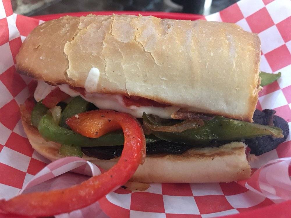 Ragazzos | restaurant | 2405 Capitol St #107, Fresno, CA 93721, USA | 5594493699 OR +1 559-449-3699