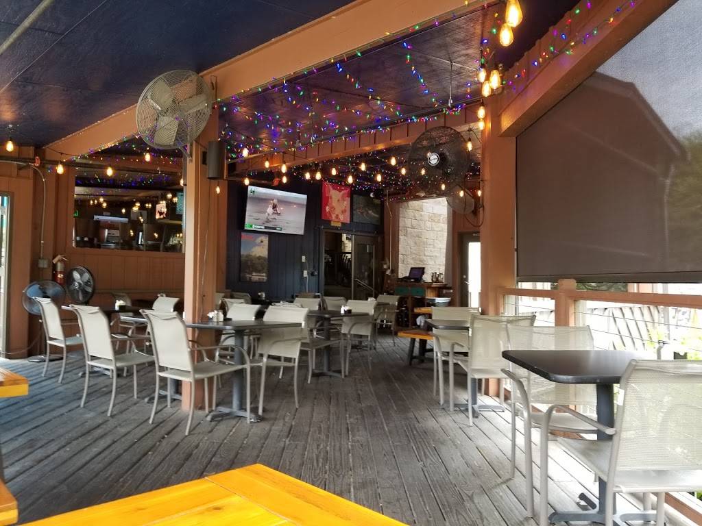 Ivars River Pub | restaurant | 701 Cheatham St, San Marcos, TX 78666, USA | 5128780303 OR +1 512-878-0303