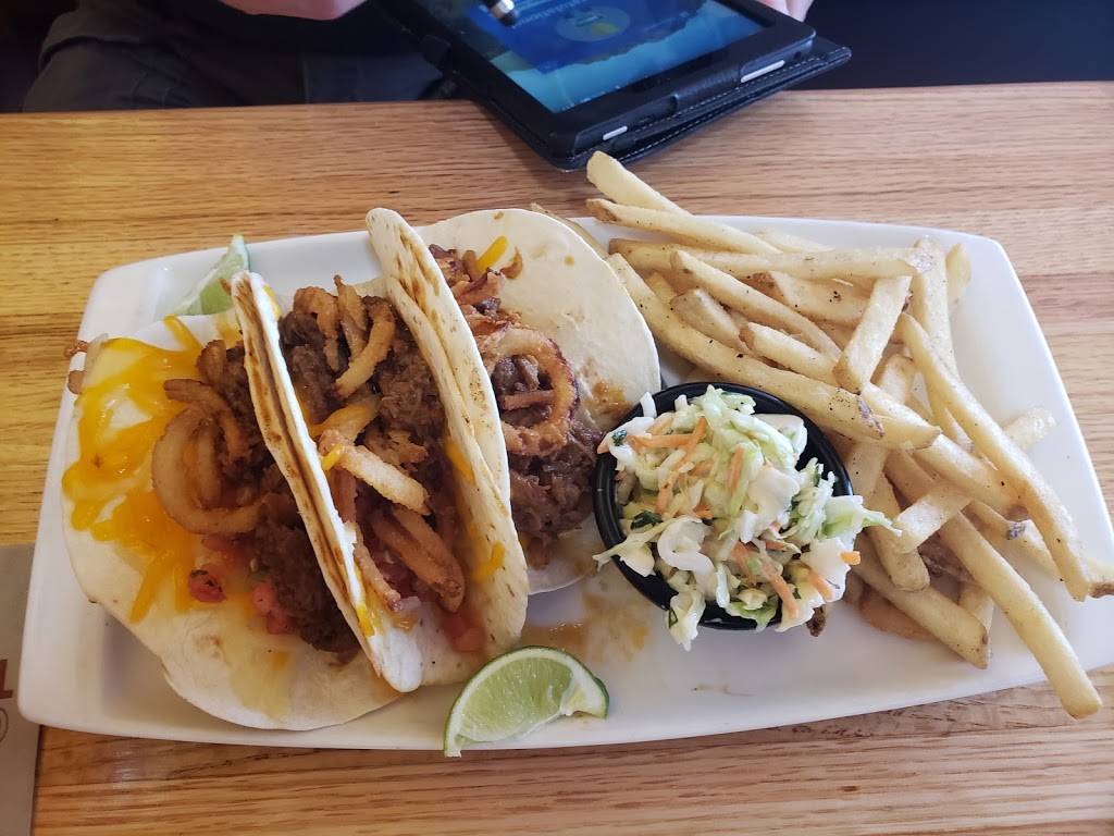 Applebees Grill + Bar | restaurant | 4700 Woodrow Bean Transmountain Dr, El Paso, TX 79924, USA | 9157513324 OR +1 915-751-3324