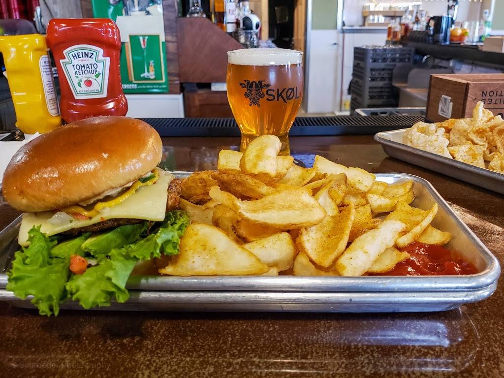 SKØL | restaurant | 401 SE 5th St, Des Moines, IA 50309, USA | 5157771012 OR +1 515-777-1012