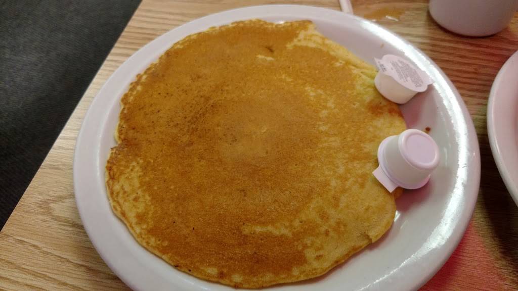 Janes Family Restaurant | restaurant | 5386 Fulton Dr NW, Canton, OH 44718, USA | 3303059679 OR +1 330-305-9679