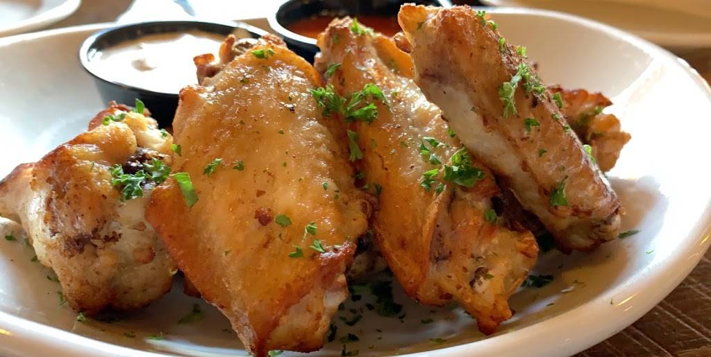 Base Camp Pizza Co. | restaurant | 1001 Heavenly Village Way #25a, South Lake Tahoe, CA 96150, USA | 5305442273 OR +1 530-544-2273