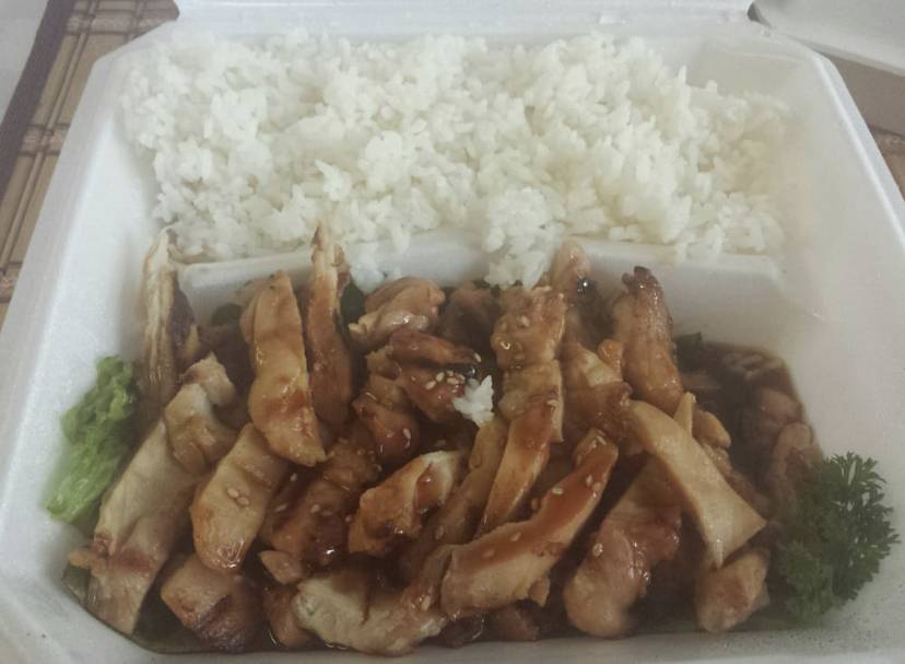 Hana Sushi | restaurant | 1101 E March Ln Suite M, Stockton, CA 95207, USA | 2094771667 OR +1 209-477-1667