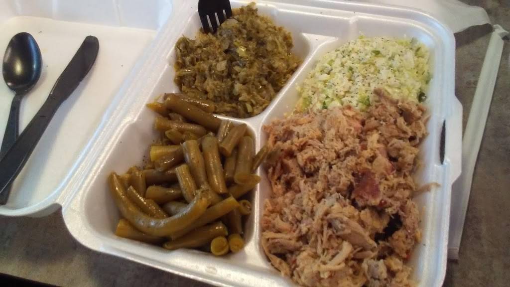 Martys BBQ | restaurant | 2643 Ward Blvd, Wilson, NC 27893, USA | 2522811709 OR +1 252-281-1709