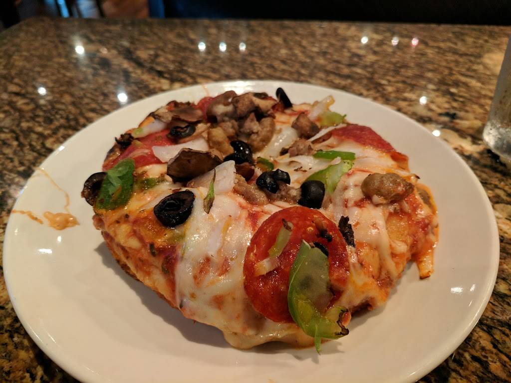 BJs Restaurant & Brewhouse | restaurant | 2206 Bridgepointe Pkwy, San Mateo, CA 94404, USA | 6509312990 OR +1 650-931-2990