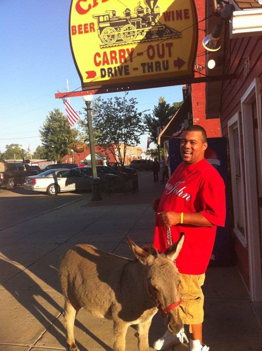 Caseys Carry Out & Drive Thru | meal takeaway | 123 S Main St, London, OH 43140, USA | 7408524835 OR +1 740-852-4835