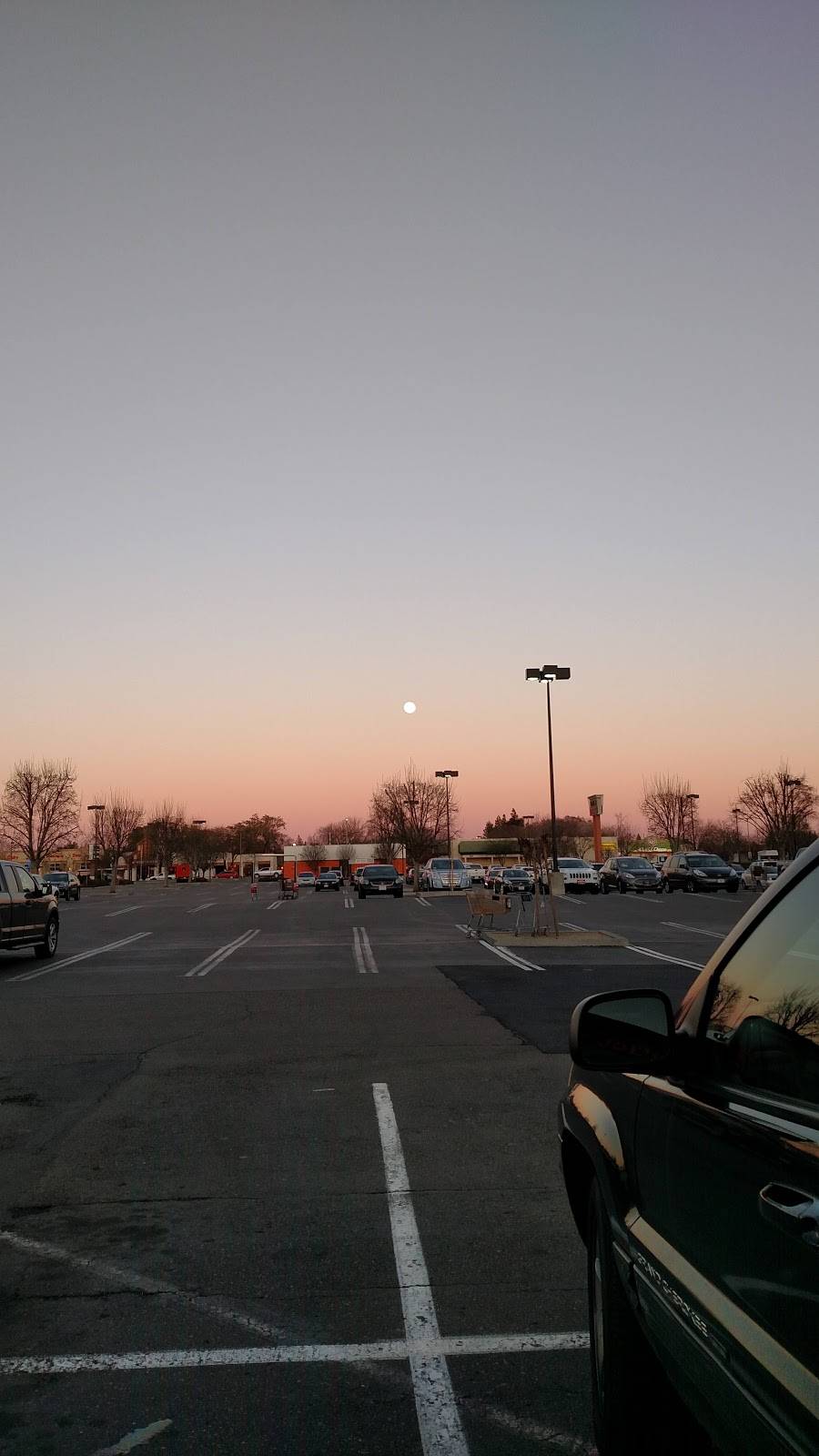 Dads Hot Dogs | restaurant | 6527 Pacific Ave, Stockton, CA 95207, USA | 2094787793 OR +1 209-478-7793