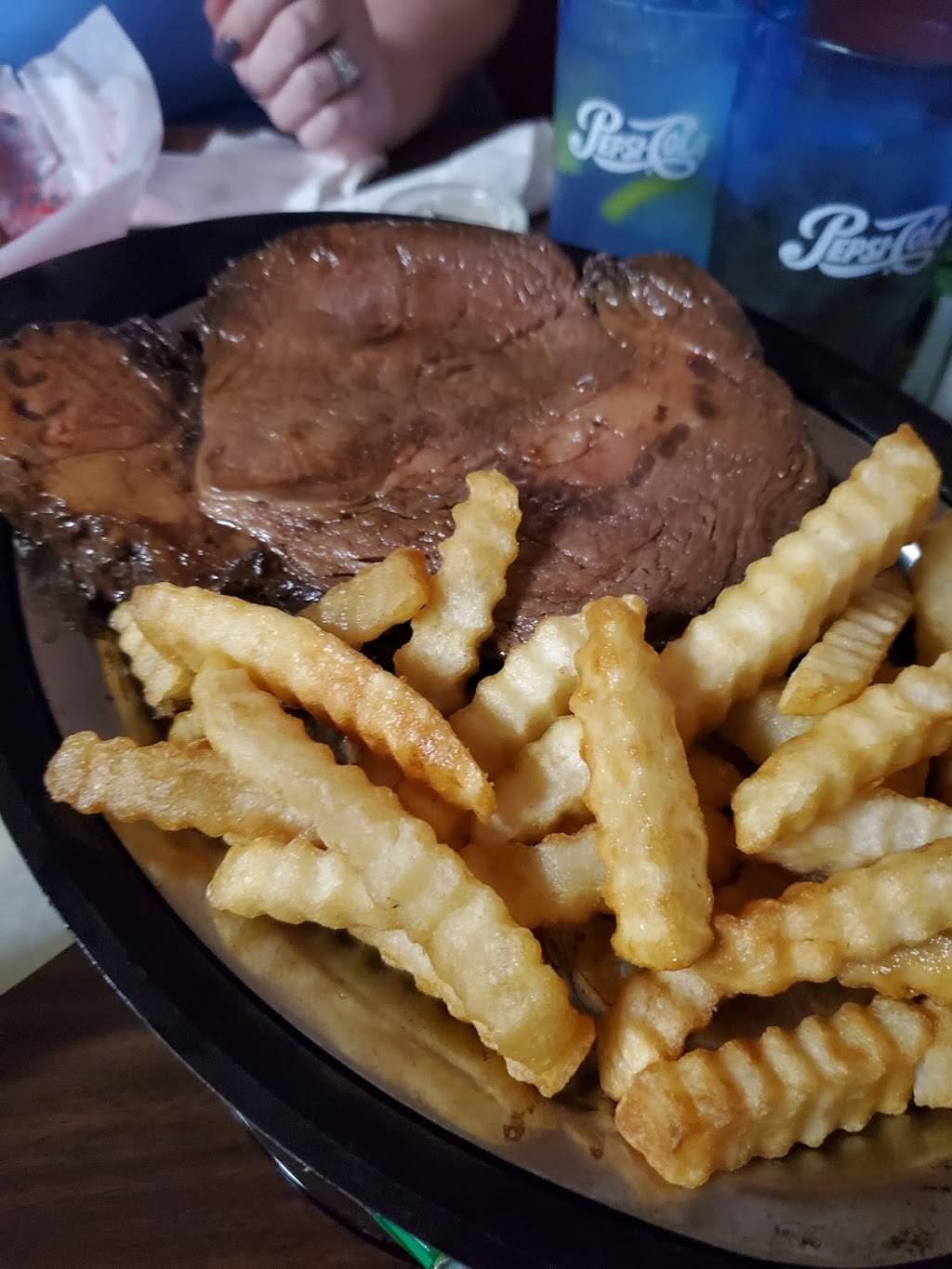 Connie Raes Restaurant | restaurant | 1302 Main Hwy, Bamberg, SC 29003, USA | 8032458002 OR +1 803-245-8002