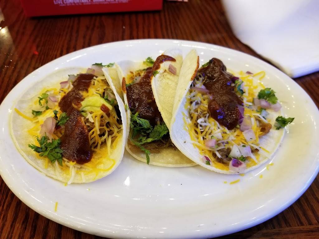 Tequilas Ybor | restaurant | 1613 E 7th Ave, Tampa, FL 33605, USA | 8132419555 OR +1 813-241-9555